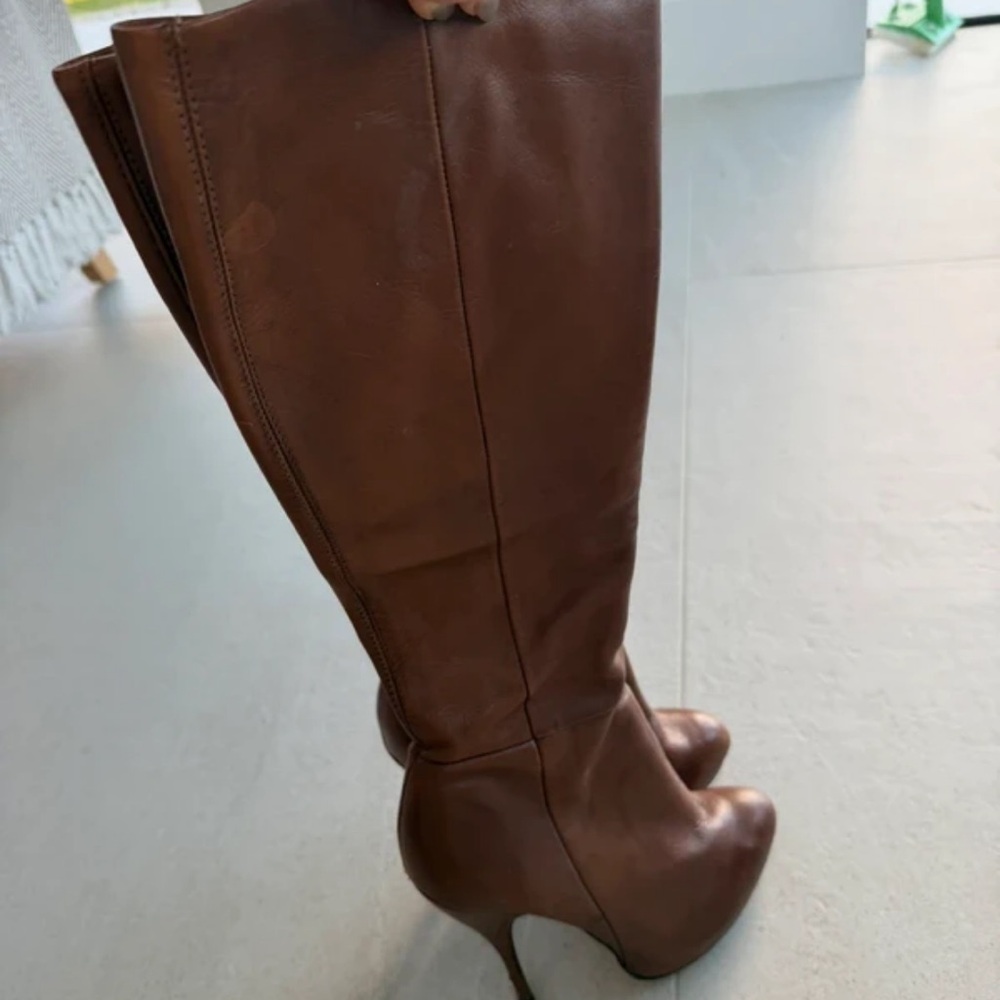 Boots Classic Brown Heeled Boots